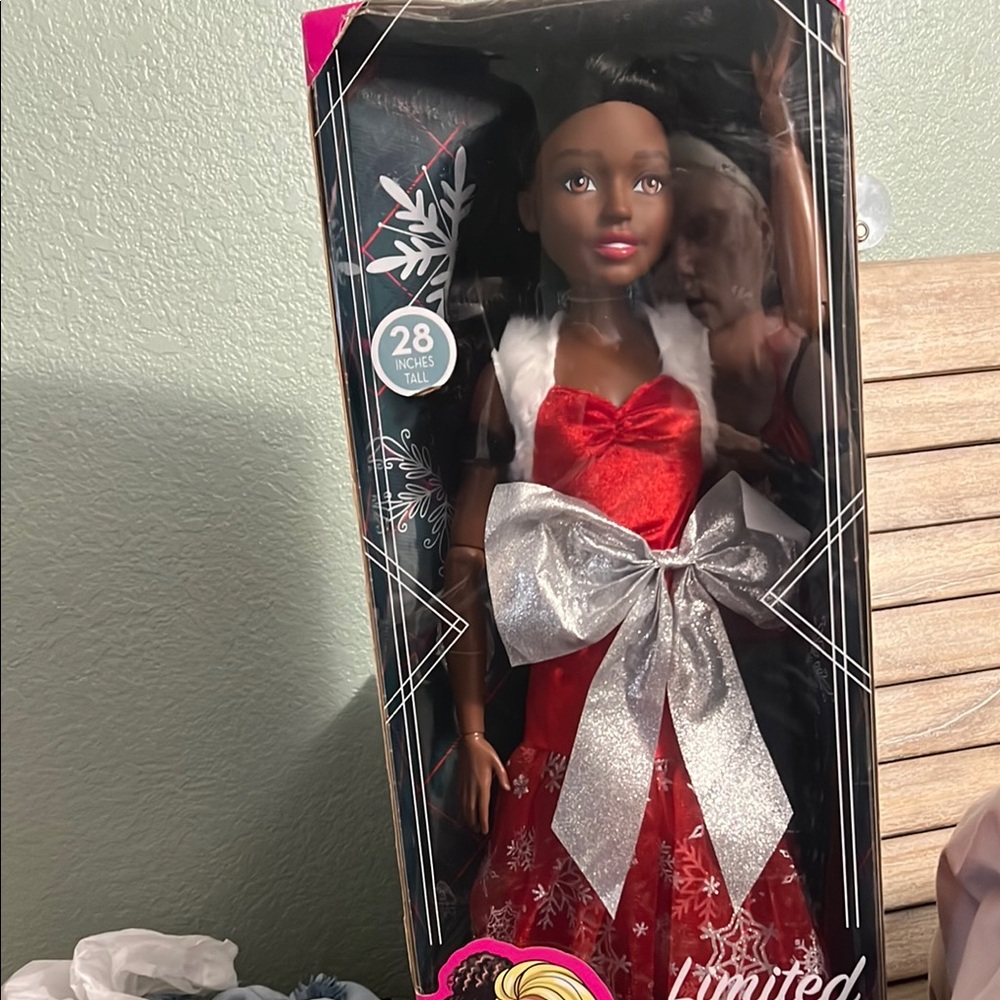 Barbie Limited Edition Fashion Doll 20220